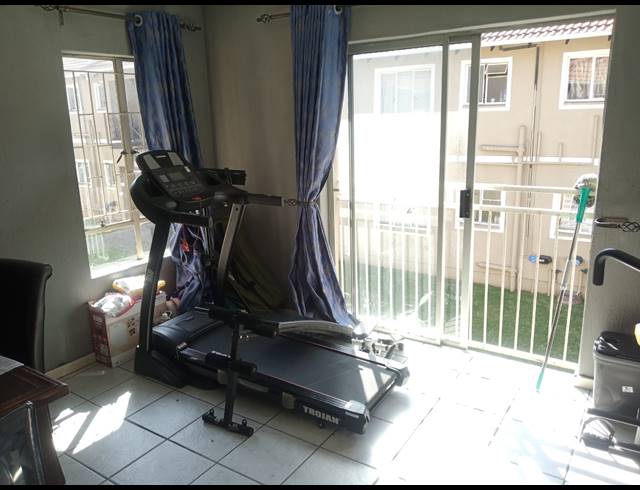 2 BEDROOM APARTMENT FOR SALE IN COMET